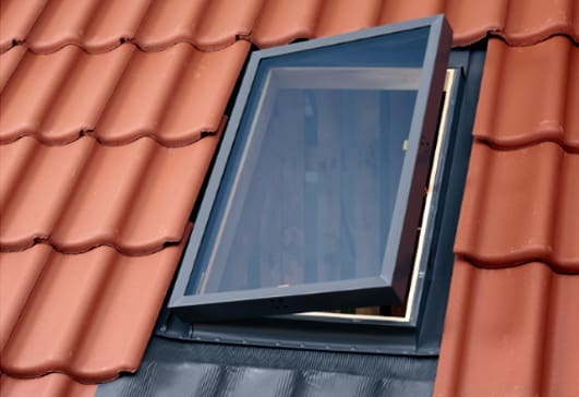 Wyłazy dachowe Velux